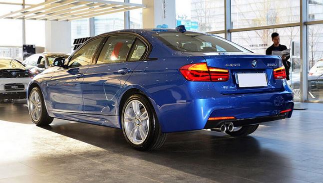 картинка Задние светодиодные фары для BMW F30 F35 2013-2015 магазин  StreetTuning 