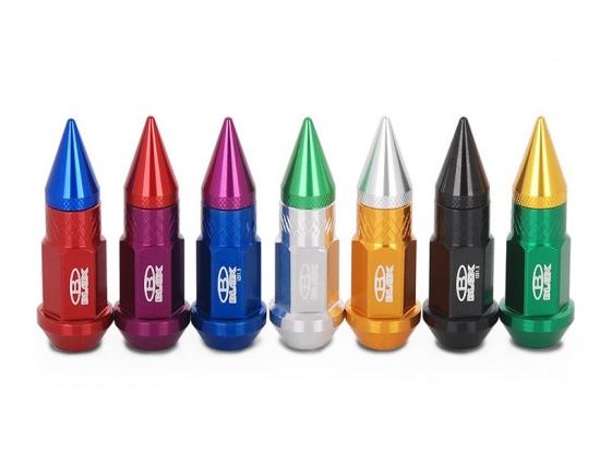 картинка Комплект гаек Blox style зеленые 80 мм , с разноцветными наконечниками М12 х 1.5 магазин  StreetTuning 