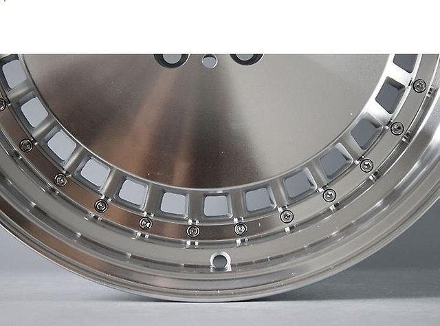 картинка Новые диски Stuttgart ST4 R17 5X100 ET35 J7,5, серебряные магазин  StreetTuning 