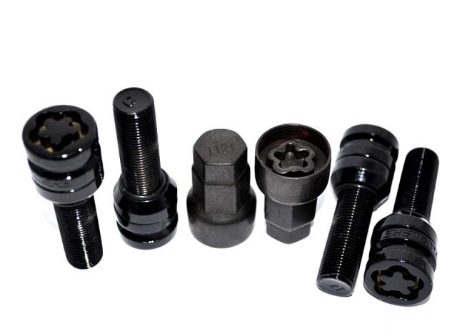 картинка Комплект секретных болтов 14x1.25, 40 мм, конус. - 677154KK/BC-2Key магазин  StreetTuning 