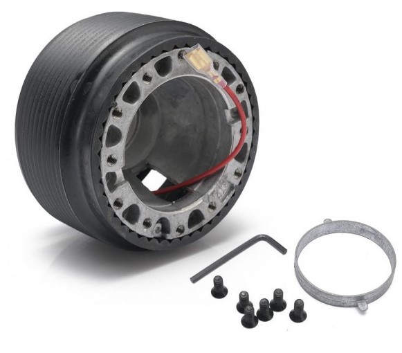 картинка Адаптер для установки спортивного руля на Suzuki, HUB-SU-4 магазин  StreetTuning 