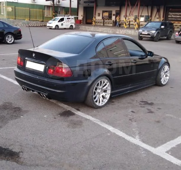 картинка Задние накладки на крылья BMW E46 M кит рест/дорест магазин  StreetTuning 