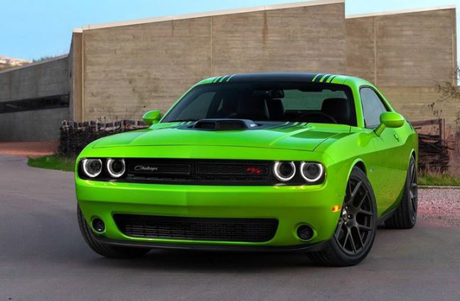 картинка Передние фары для DODGE CHALLENGER 2015-Н.В магазин  StreetTuning 