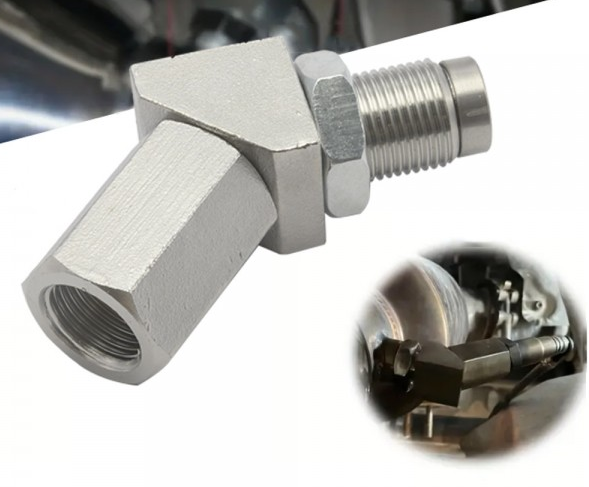 картинка Адаптер лямбда-зонда 45° M18x1.5 (обманка O2 датчика) магазин  StreetTuning 