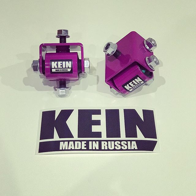 картинка Комплект усиленных опор двигателя для Nissan Cefiro, Laurel, Skyline, Stagea, Crew магазин  StreetTuning 