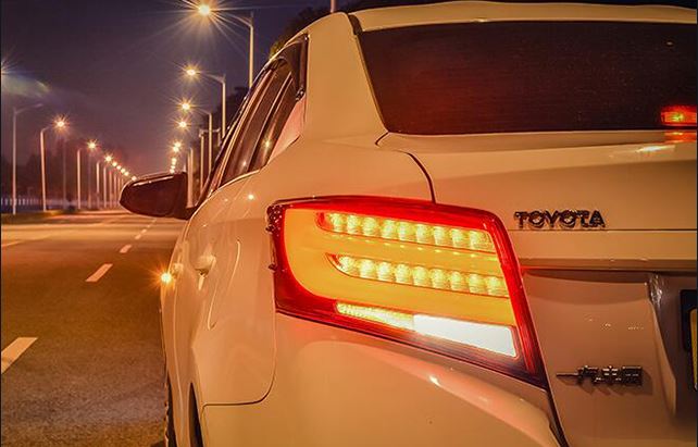 картинка Задние светодиодные фонари для TOYOTA VIOS 2013-2016 магазин  StreetTuning 