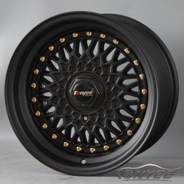 картинка Новые диски BBS RS R15 4X100/4X114,3 ET15 J8 черный мат + золотистые болтики магазин  StreetTuning 