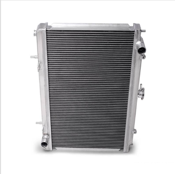 картинка Радиатор для Nissan 240SX Silvia S14 Sr20/Sr20Det 95-98  674mm*440mm*41mm магазин  StreetTuning 