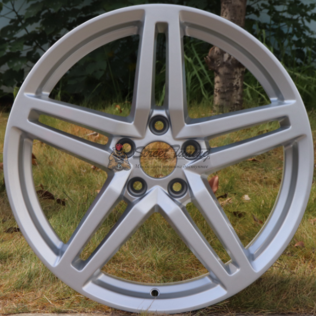 картинка Диски Carwel FBX242 R18 J8 ET39 5X112 silver магазин  StreetTuning 