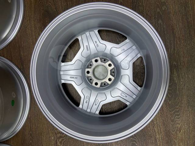 картинка Новые диски AMG monoblock R18 J8 ET35 5X112, серебро магазин  StreetTuning 