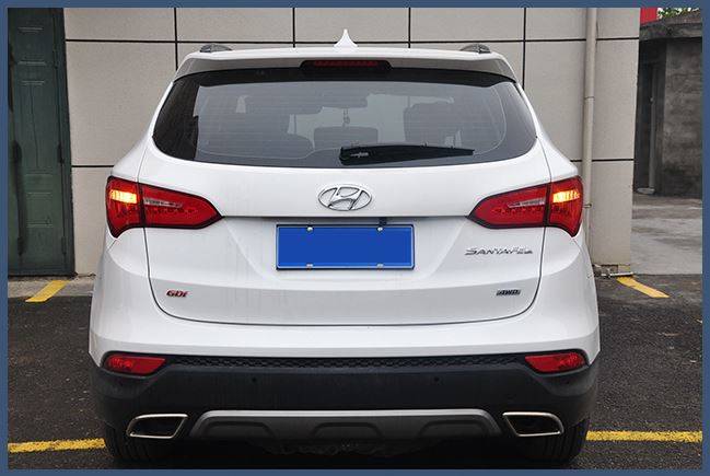 картинка Задние фары для Hyundai Santafe 2013-2015 магазин  StreetTuning 