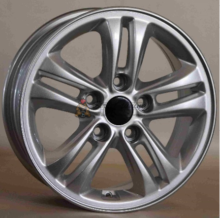 картинка Диски Toyota OEM Style  R15 6J ET44 5X114.3 Silver магазин  StreetTuning 