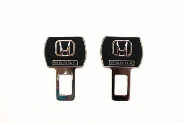 картинка Заглушка в ремень Honda цвет черный (пара) магазин  StreetTuning 