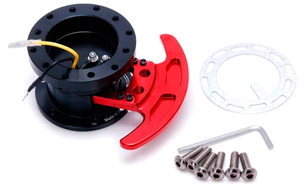 картинка Быстросъемная муфта для спортивного руля с красной ручкой магазин  StreetTuning 
