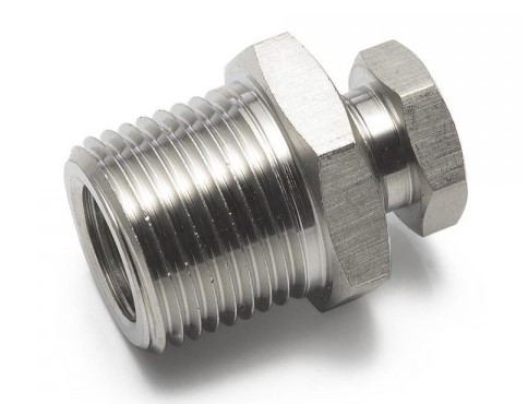 картинка Переходник для кислородного датчика , с 18х1.5 на 12х1.25 с заглушкой магазин  StreetTuning 