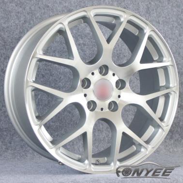 картинка Новые диски HRE P40SC Replika R18 5X112 ET45 J9, серебристые магазин  StreetTuning 