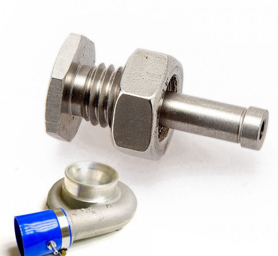 картинка Адаптер-сосок для врезки в патрубок. M10 X1.25mm, шланг 5.5 мм магазин  StreetTuning 