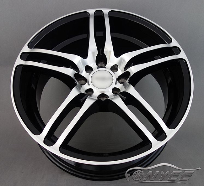 картинка Новые диски Versus R17 4х100/114,3 ET40 J7,5 черный + серебро магазин  StreetTuning 