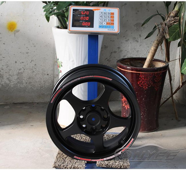 картинка Новые диски Regamaster R14 4X100/4X114,3 ET35 J5,5 черный мат магазин  StreetTuning 