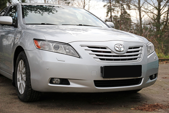 картинка Toyota Camry V40 (рестайлинг) 2009—2011 Накладки на фары (реснички) укорочен. компл.-2 шт. магазин  StreetTuning 