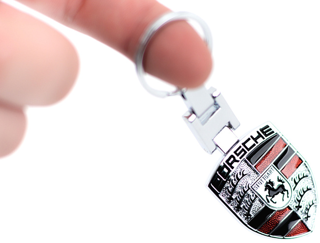 картинка Брелок Porsche магазин  StreetTuning 