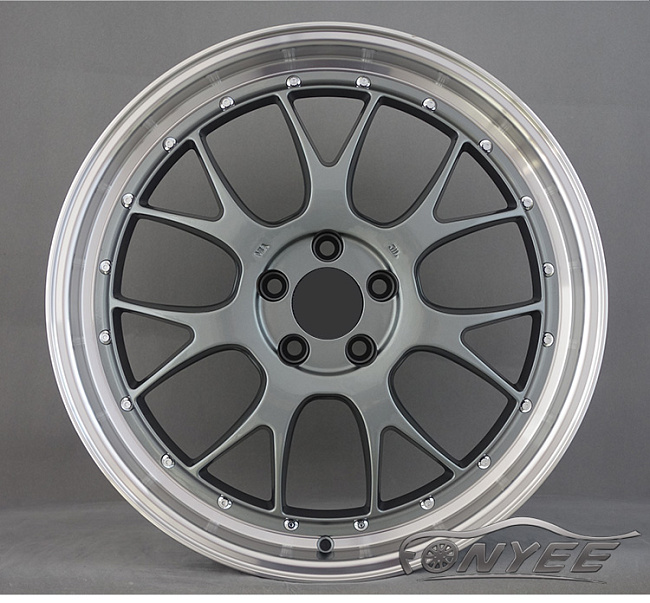 картинка Новые диски BBS LM-R R20 5X114,3 ET43 J8,5 серый глянец + полированная полка магазин  StreetTuning 