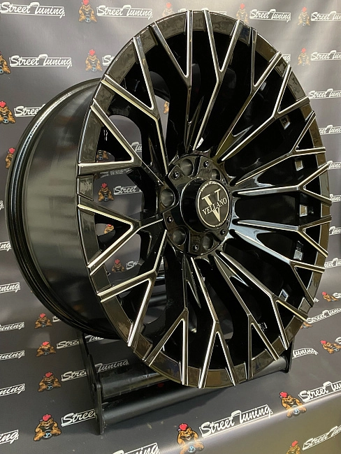 картинка Новые диски Vellano R20 J10 ET(-18) 6x139.7/6x135 Black магазин  StreetTuning 