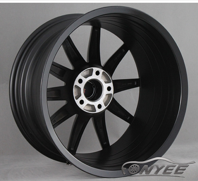 картинка Новые диски Mercedes AMG 10 Spoke R18 5x112 ET35 J9 черные + красная полоска магазин  StreetTuning 