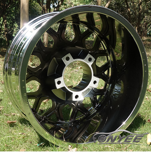 картинка Новые диски Black Rhino Sprocket R17 5X150 ET-25 J8,5 хром магазин  StreetTuning 