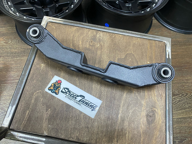 картинка Опора заднего редуктора для Subaru Impreza WRX, STI, EXIGA, LEGACY, FORESTER, XV магазин  StreetTuning 