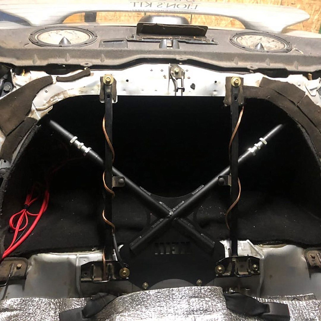 картинка Х-образная распорка на зад. стаканы для Subaru Impreza GD 2001-2007 магазин  StreetTuning 