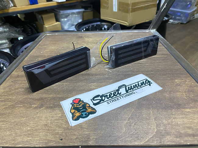 картинка Повторители поворота тонированные для а/м ВАЗ 2121,21213,21214, Урбан, магазин  StreetTuning 