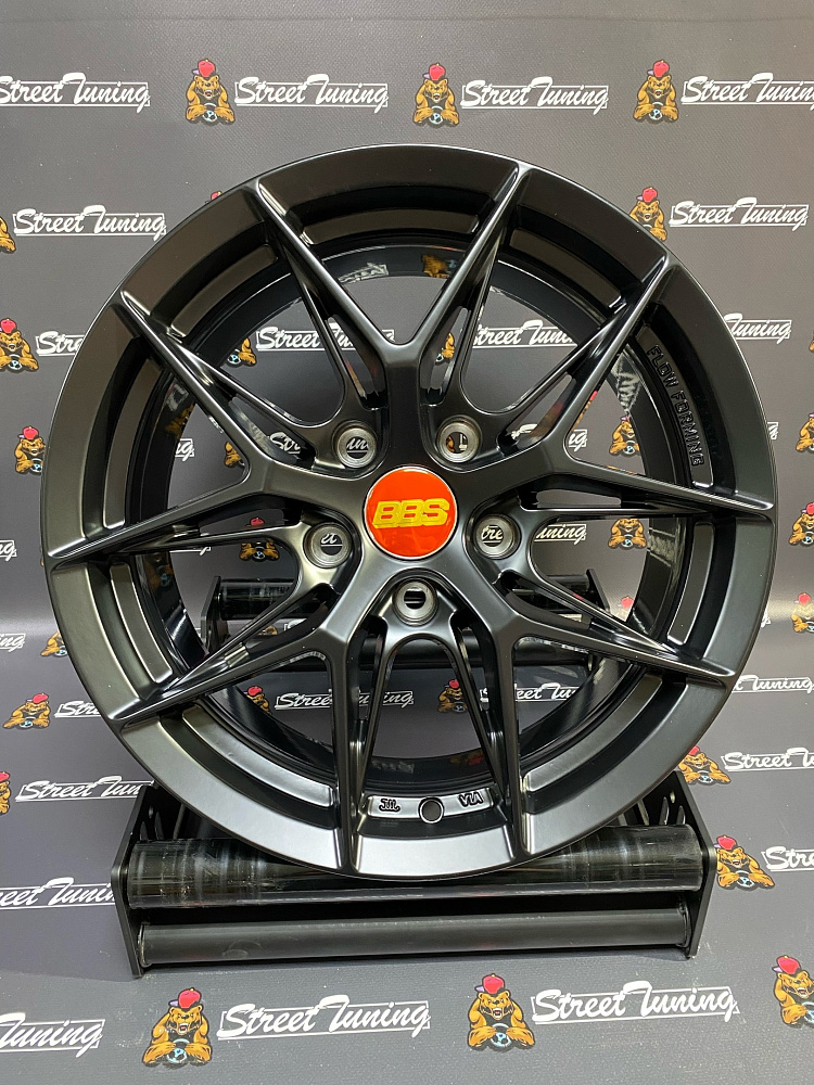 картинка Новые диски HRE FF65 R16 J7 ET35 5x114.3 Black Mat от магазина  StreetTuning