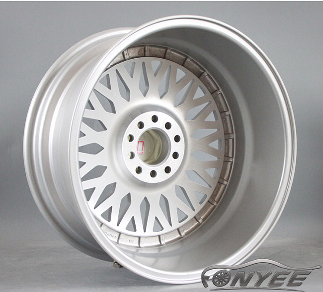 картинка Новые диски BBS RS R18 5X114,3/5X112 ET30 J9,5 серебро + полированная полка магазин  StreetTuning 