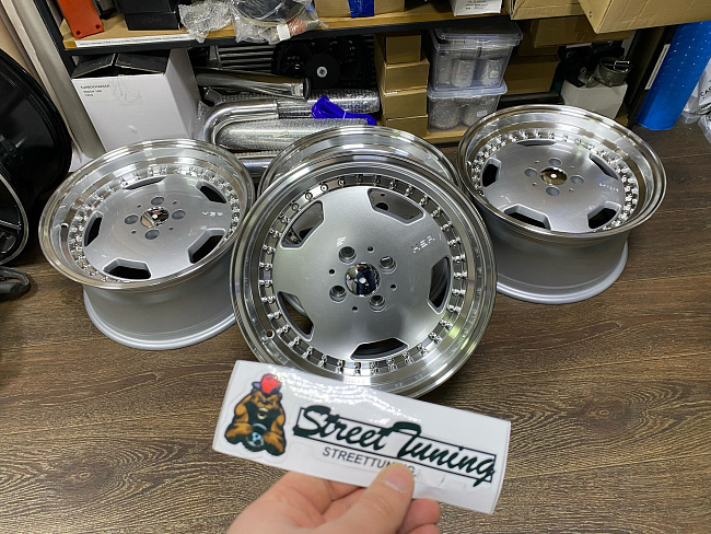 картинка Новые диски HSR R16 J8 ET25 магазин  StreetTuning 