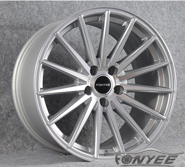 картинка Новые диски Vossen VFS2 Replica R18 5X120 ET35 J8,5 серебро магазин  StreetTuning 
