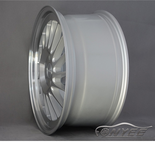 картинка Новые диски Arceo R19 5х112 J10 ET30 серебро магазин  StreetTuning 