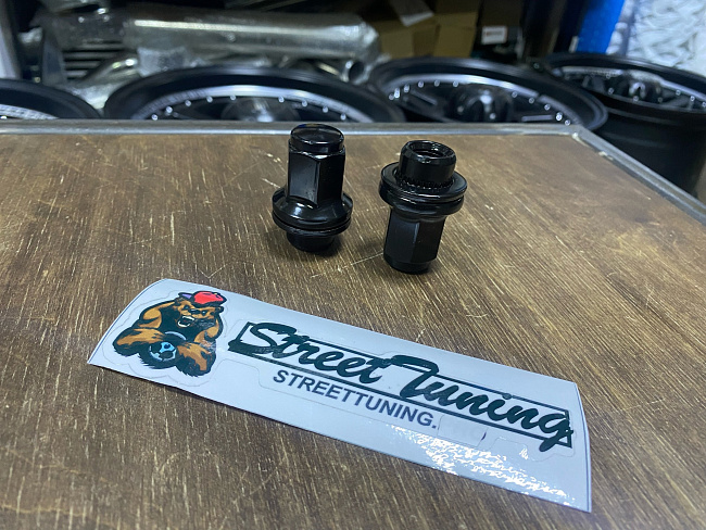 картинка Гайка Starleks М14x1,5 пресс-шайба, высота 47мм,D=20, с выступом, закрытая, ключ 21мм, черный (744848HT/BC) магазин  StreetTuning 