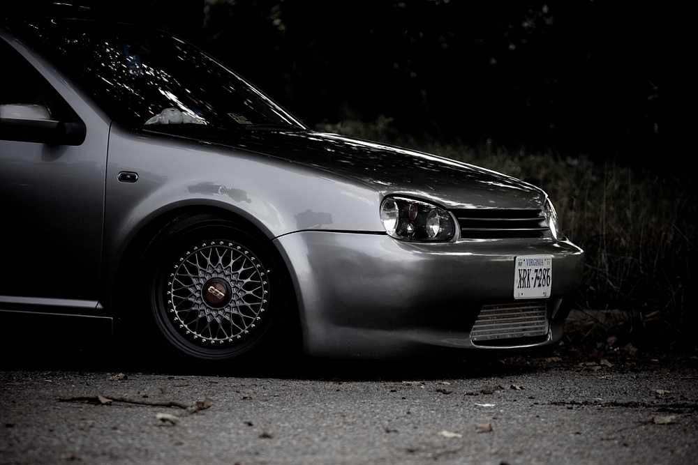 картинка Новые диски BBS RS R15 4X100/4X114,3 ET20 J7 черный мат + золотистые болтики от магазина  StreetTuning