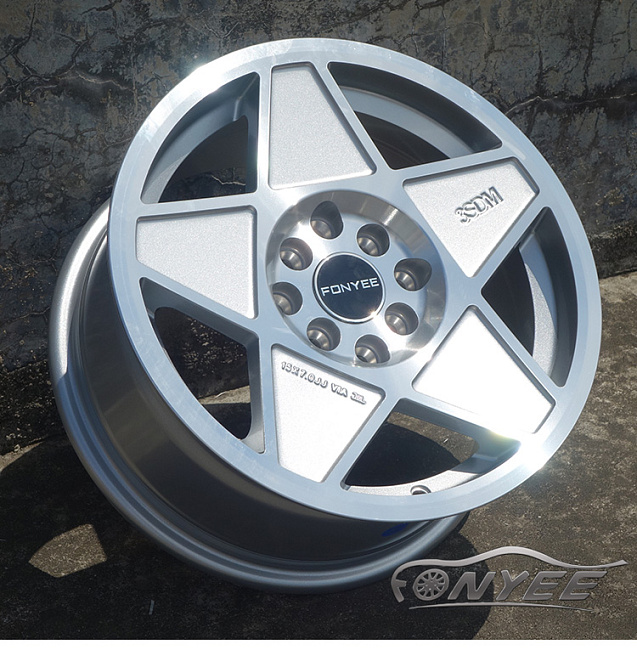 картинка Новые диски Performa 20 R15 J7 ET+20 4x100-4x114,3 серебро магазин  StreetTuning 