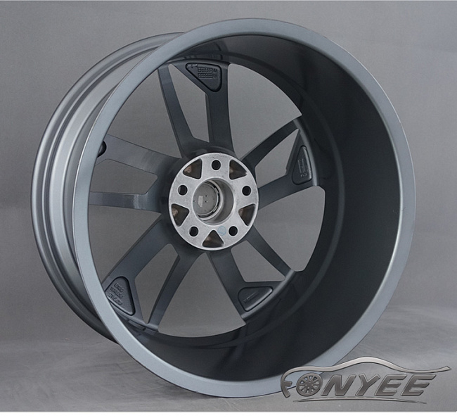 картинка Новые диски Audi style 139 R19 5x112 ET35 J8,5 серый + серебро магазин  StreetTuning 