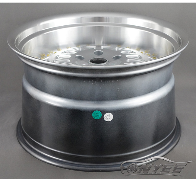 картинка Новые диски ESM 015 R19 5x120 ET25 J11 серебро + золотистые болтики магазин  StreetTuning 