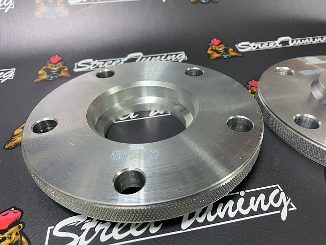 картинка Проставка Starleks 15 мм 5x130 цо 71.6 сквозная - РФ магазин  StreetTuning 