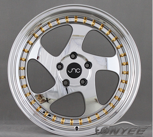 картинка Новые диски Rotiform TMB Flat R18 5х114,3 ET30 J8,5 хром + золотистые болтики магазин  StreetTuning 