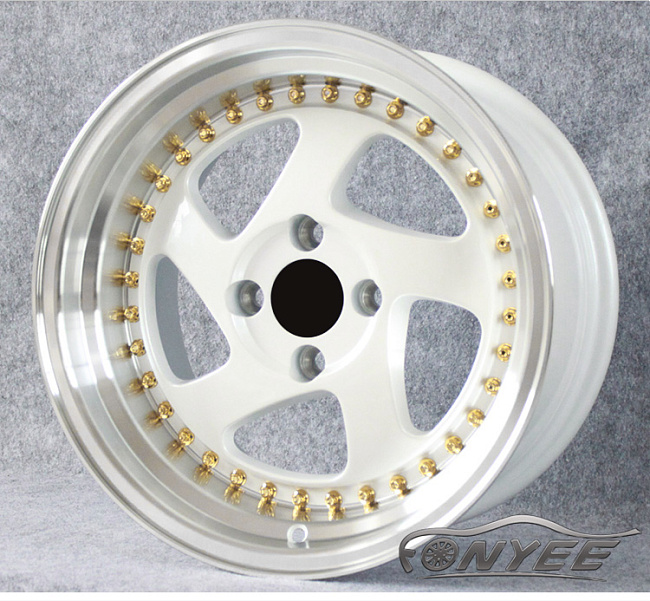 картинка Новые диски Rotiform TMB Flat R16 4х100 ET20 J8 белый глянец + полированная полка магазин  StreetTuning 