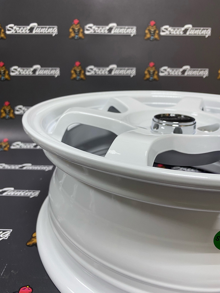 картинка Новые диски Rays TE37 R14 J5.5 ET30 4x100 белые от магазина  StreetTuning