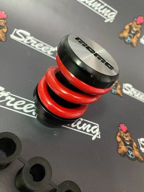 картинка Ручка КПП MOMO Springs в стиле койловера, черная, пружина красная магазин  StreetTuning 