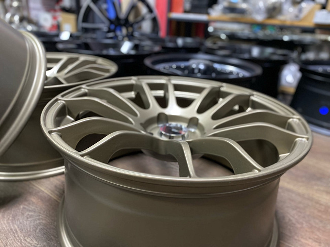 картинка Новые диски RAYS Gram Lights 57 Xtreme R18 5X114,3 ET33 J8,5 бронза матовая магазин  StreetTuning 