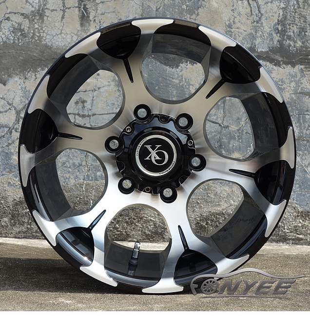 картинка Новые диски XO wheels R15 J8,5 ET-32 6x139,7 черный глянец + серебро магазин  StreetTuning 
