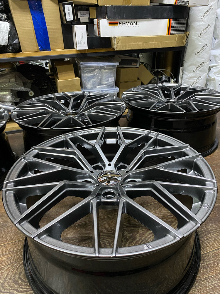 картинка Новые диски Vorsteiner V-FF 107 R17 J7.5 ET38 5X114.3 Hyper Black от магазина  StreetTuning